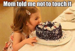 funny-girl-chocolate-cake-child-cute